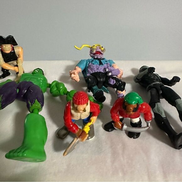 Set of 6 assorted action figures - Picture 3 of 4